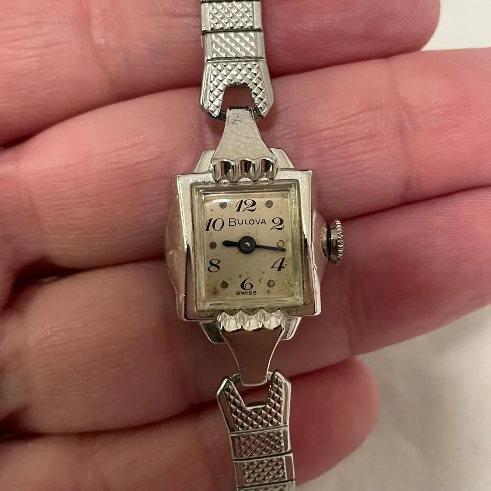 Art Deco Mid Century Bulova Ladies Watch beautiful working condition from 1959